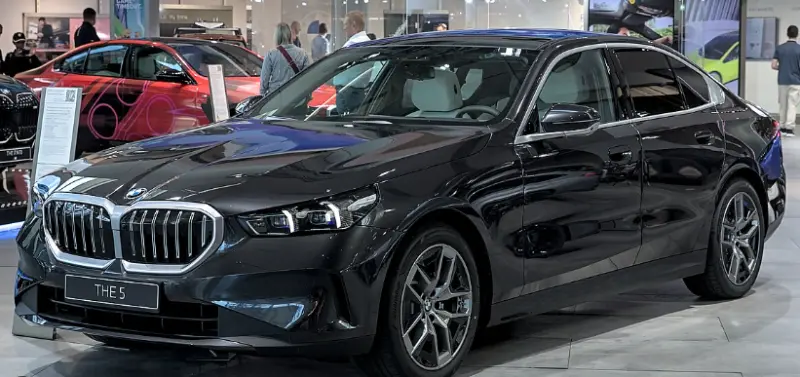 All You Need To Know About The New 2025 BMW 5 Series G60