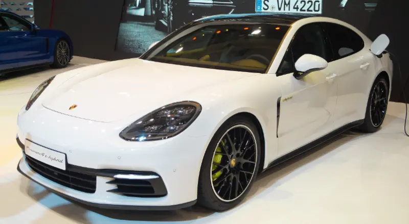 All You Need To Know About The New 2025 Porsche Panamera 4 E-Hybrid